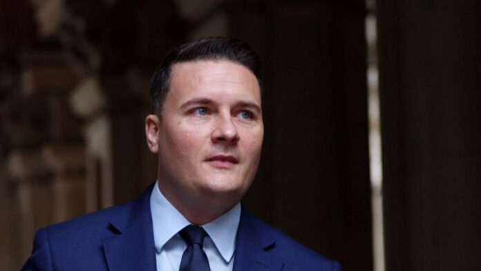 Ηνωμένο Βασίλειο OR United Kingdom OR UK, Κιρ Στάρμερ OR Keir Starmer, Γουές Στρίτινγκ OR Wes Streeting, Τζέιμς Μάρεϊ OR James Murray, Λούσι Ρίγκμπι OR Lucy Rigby, Ρέιτσελ Μπλέικ OR Rachel Blake
