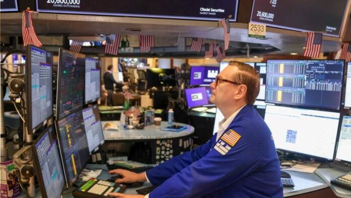 ΗΠΑ: Πιέσεις στη Wall Street καθώς κλιμακώνεται η ένταση με το Ιράν Wall Street OR ΗΠΑ αγορές