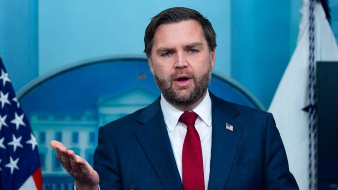 Vance OR Βανς OR JD Vance, Trump OR Τραμπ OR Donald Trump, Iran OR Ιράν, Russia OR Ρωσία, uranium OR ουράνιο