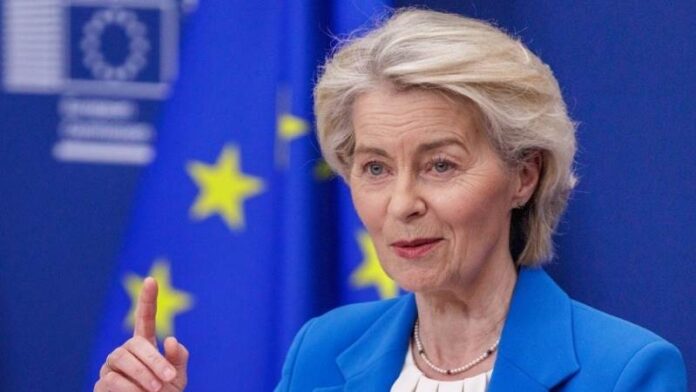 ΕΕ–ΗΠΑ: Η μείωση δασμών στα βιομηχανικά προϊόντα δοκιμάζει την ενότητα Ούρσουλα φον ντερ Λάιεν OR Ursula von der Leyen, EE IPA emporio OR ΕΕ ΗΠΑ εμπόριο, dasmoi OR δασμοί