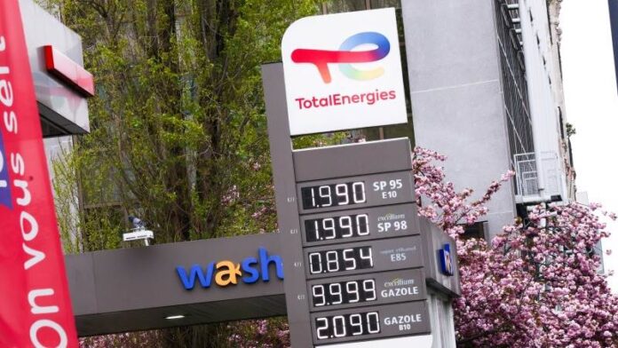 Γαλλία: Η TotalEnergies παγώνει ξανά τις τιμές καυσίμων στα πρατήρια TotalEnergies OR ΤοταλΕνέρτζις