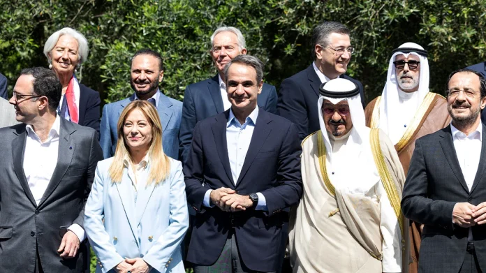 Διπλωματικός μαραθώνιος Μητσοτάκη στο Europe Gulf Forum Διπλωματικός μαραθώνιος Μητσοτάκη στο Europe Gulf Forum