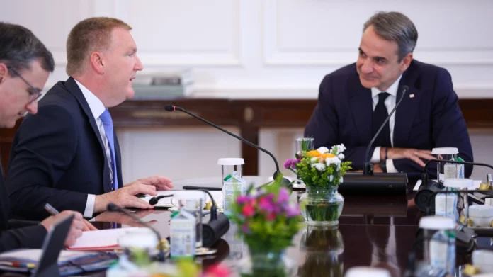 ΜακΓκράθ σε Μητσοτάκη: Το Κράτος Δικαίου φέρνει ανάπτυξη και επενδύσεις ΜακΓκράθ σε Μητσοτάκη: Το Κράτος Δικαίου φέρνει ανάπτυξη και επενδύσεις