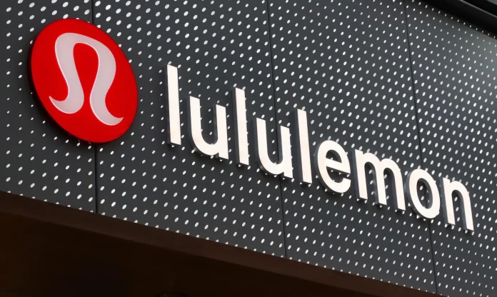 Η lululemon ανοίγει πρώτο flagship κατάστημα στο κέντρο της Αθήνας Η lululemon ανοίγει πρώτο flagship κατάστημα στο κέντρο της Αθήνας