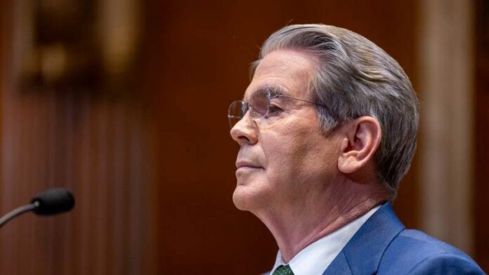ΗΠΑ: Ο Μπέσεντ προαναγγέλλει μείωση ελλείμματος κάτω από 4% Σκοτ Μπέσεντ OR Scott Bessent, Ντόναλντ Τραμπ OR Donald Trump, ΗΠΑ έλλειμμα