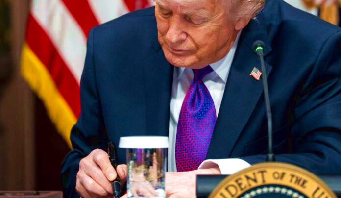 Ντόναλντ Τραμπ OR Donald Trump, τεχνητή νοημοσύνη άμυνα OR texniti noimosyni amyna