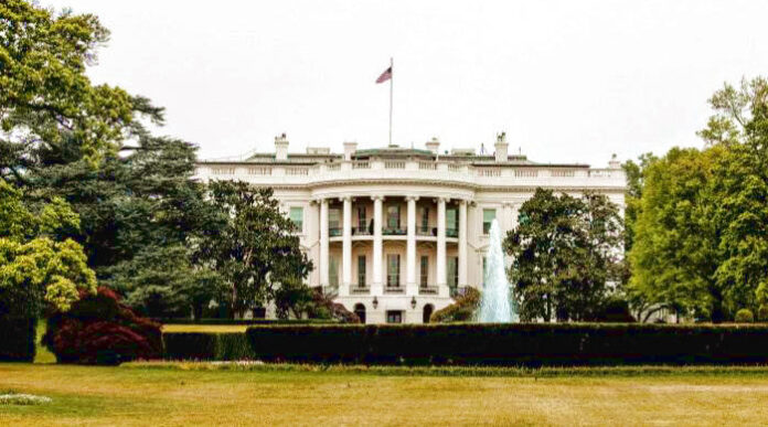 Ντόναλντ Τραμπ OR Donald Trump, Σριράμ Κρίσναν OR Sriram Krishnan