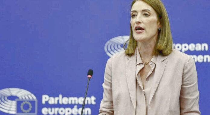 ΕΕ: Η Μετσόλα προειδοποιεί και υπερασπίζεται «βαρετή» σχέση με ΗΠΑ Ρομπέρτα Μετσόλα OR Roberta Metsola, Ευρωπαϊκή Ένωση OR European Union, Ηνωμένες Πολιτείες OR USA