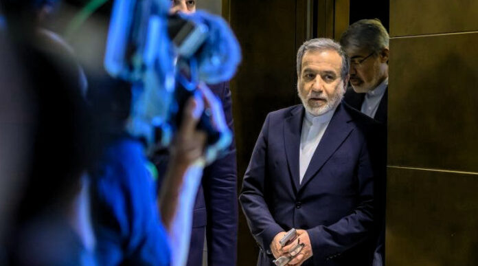Ιράν: Αραγτσί ανακοινώνει άρση αμερικανικού ναυτικού αποκλεισμού αμερικανικός ναυτικός αποκλεισμός