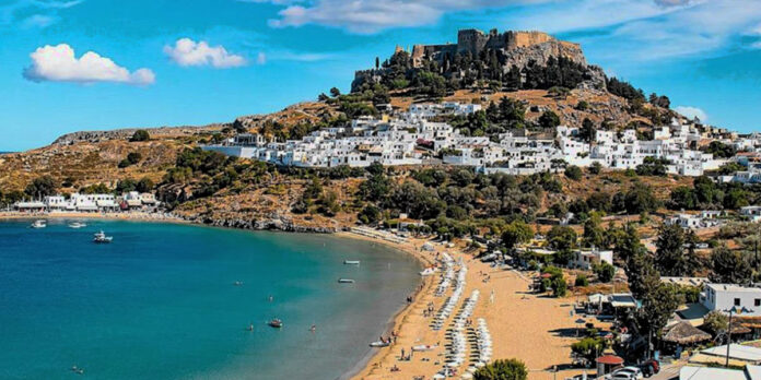 Airbnb στην Ελλάδα: Ποιοι κερδίζουν και ποιοι πιέζονται το 2026 αγορά βραχυχρόνιων μισθώσεων