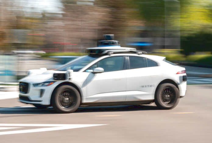 ΗΠΑ: Μαζική ανάκληση ρομποταξί Waymo λόγω κινδύνων σε έργα ανάκληση ρομποταξί Waymo