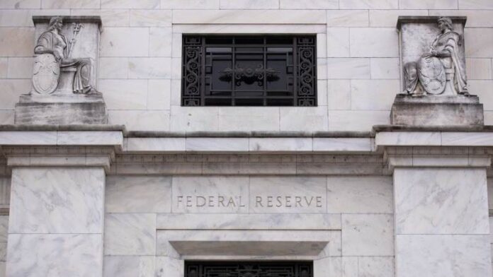 ΗΠΑ: Η Fed βλέπει ήπια ανάπτυξη αλλά επίμονες πληθωριστικές πιέσεις Federal Reserve OR Fed OR Φεντ OR Ομοσπονδιακή Τράπεζα ΗΠΑ Beige Book ΗΠΑ oikonomia