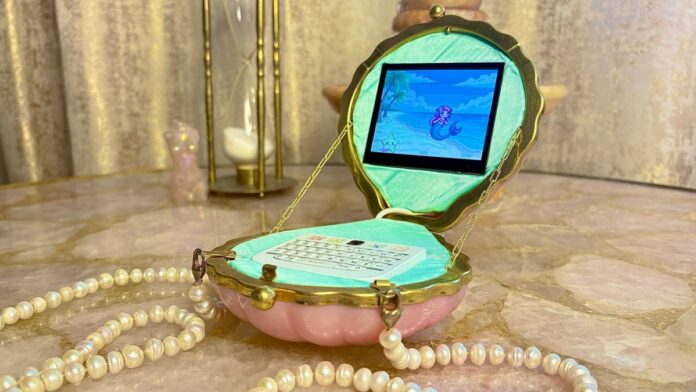 Cyberdecks: Φεμινιστική DIY τεχνολογία απέναντι στην επιτήρηση των big tech cyberdecks OR DIY υπολογιστές