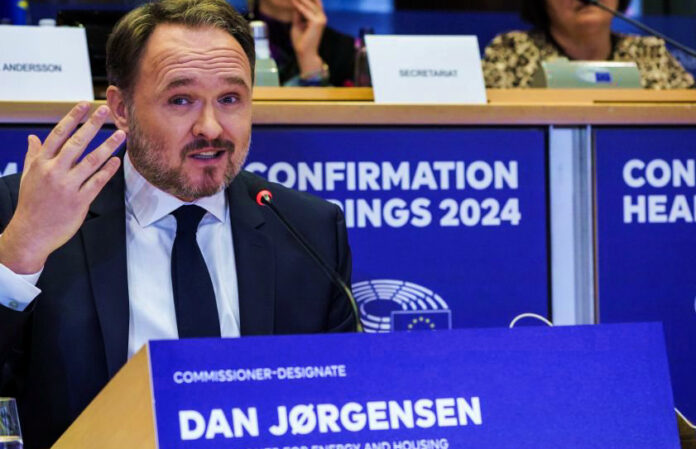 Ευρωπαϊκή Ένωση OR European Union, Νταν Γιόργκενσεν OR Dan Jorgensen, Grids Package, ΑΠΕ OR APE, data centers