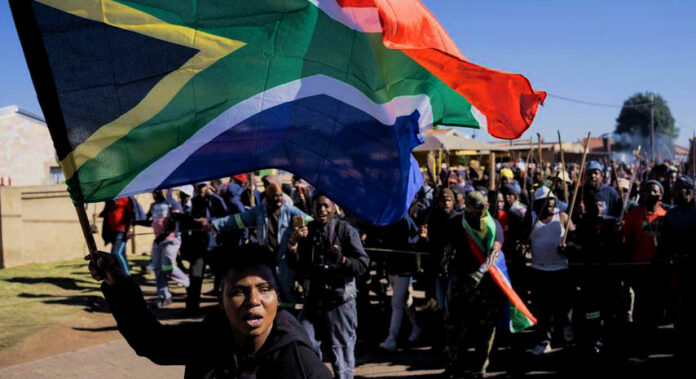Νιγηρία OR Nigeria, Νότια Αφρική OR South Africa