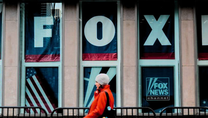 Fox εξαγοράζει τη Roku με 22 δισ. δολάρια και οι μετοχές βουλιάζουν Fox Roku