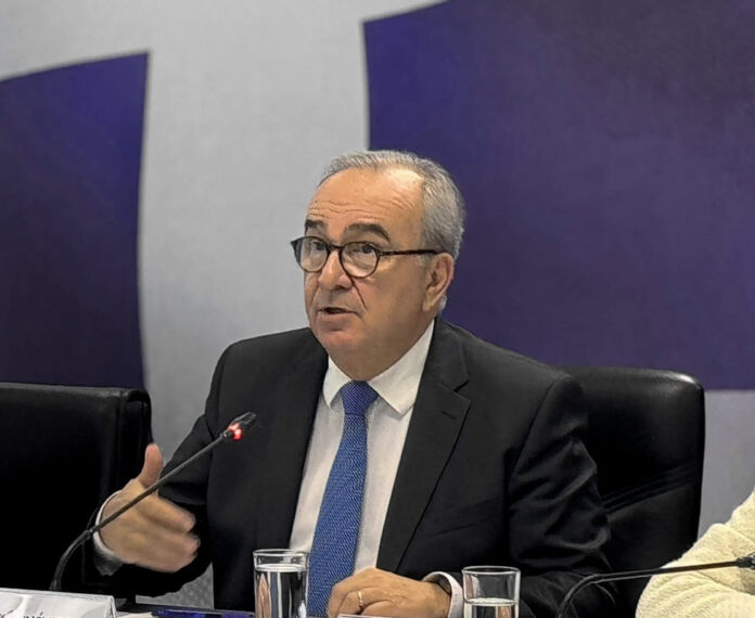 Παπαθανάσης κατανέμει 142,969 εκατ. ευρώ σε δήμους για καταστροφές φυσικές καταστροφές