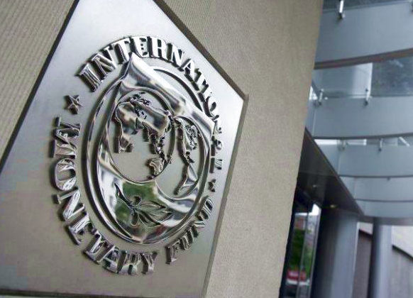 ΔΝΤ προβλέπει εκτίναξη χρέους στην ΕΕ, υποχώρηση στην Ελλάδα δημόσιο χρέος