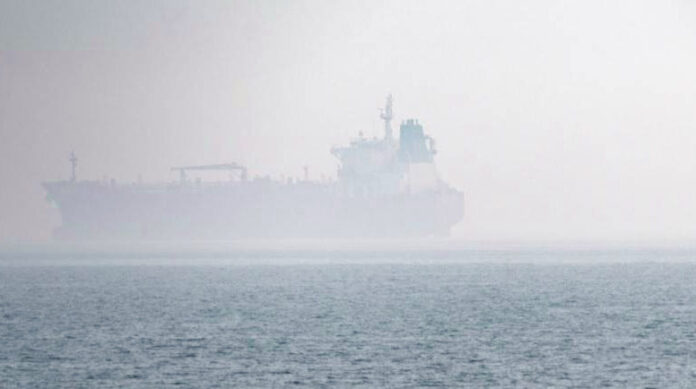 Ιράν: Τα πρώτα τάνκερ σπάνε τον ναυτικό αποκλεισμό στον Κόλπο ιρανικό πετρέλαιο