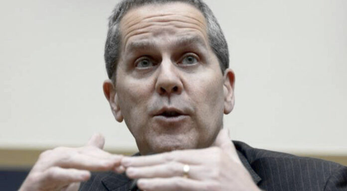 ΗΠΑ: Ο Μπαρ της Fed προειδοποιεί για χαλάρωση τραπεζικής εποπτείας Michael Barr OR Μάικλ Μπαρ OR Federal Reserve OR Fed OR τραπεζική ρύθμιση