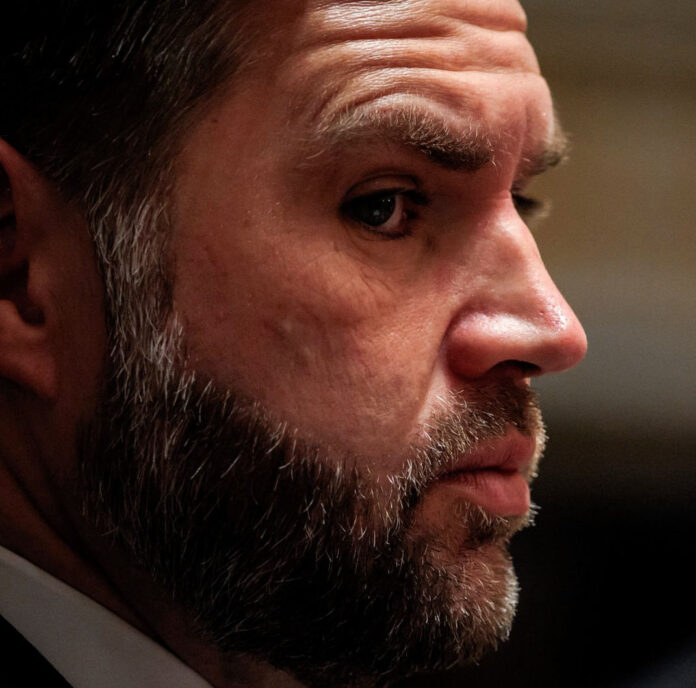 ΗΠΑ: Η άνοδος του Τζ. Ντι Βανς και ο νέος ατλαντικός κίνδυνος για την Ευρώπη JD Vance OR Τζέι Ντι Βανς Ευρώπη ΗΠΑ