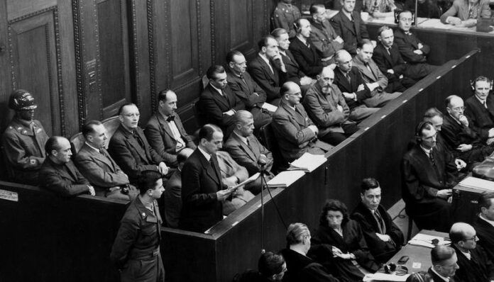 Πώς οι αποτυχημένοι καριερίστες γίνονται πρόθυμοι εκτελεστές καθεστώτων Argentina junta OR Αργεντινή χούντα OR Hannah Arendt OR Άρεντ