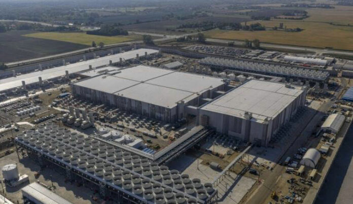 ΗΠΑ: Η Microsoft εγκαινιάζει υπερυπολογιστή και data center στο Ουισκόνσιν κέντρο δεδομένων Microsoft