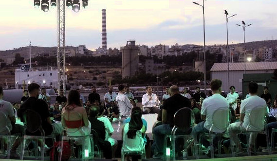 Ανδρουλάκης ανακοινώνει δωρεάν μετακίνηση νέων και τετραήμερη εργασία δωρεάν μετακίνηση νέων