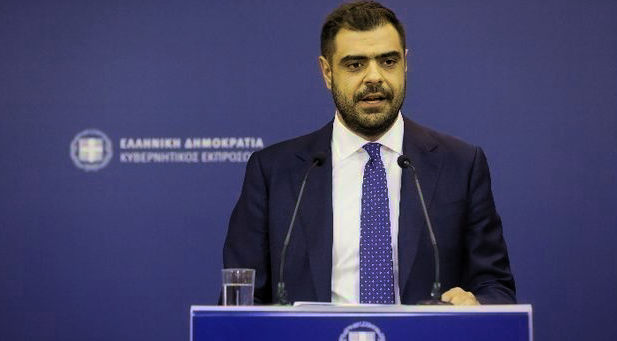 Μαρινάκης υπερασπίζεται φοροελαφρύνσεις νέων και απορρίπτει πυροτεχνήματα φοροελαφρύνσεις νέων