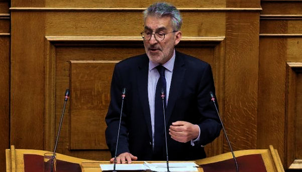 Ξανθόπουλος δηλώνει στη Βουλή στήριξη στο δημόσιο πανεπιστήμιο δημόσιο πανεπιστήμιο