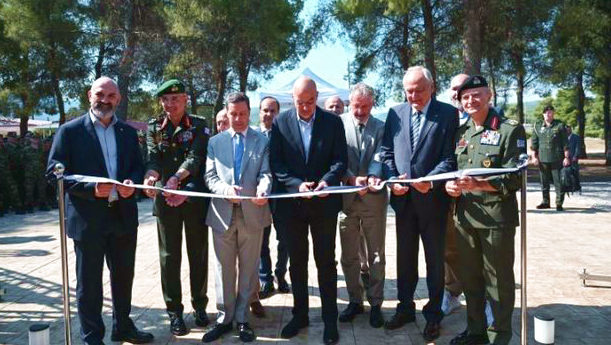 Δένδιας εγκαινιάζει Κέντρο Μετεκπαίδευσης Εφεδρείας και θέτει στόχο 150.000 εφέδρων Κέντρο Μετεκπαίδευσης Εφεδρείας