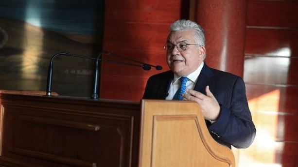 στέγαση εκπαιδευτικών