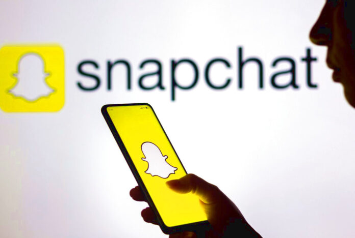 Snapchat σφίγγει τα όρια για εφήβους και δημόσια προβολή περιεχομένου Snapchat OR Snap