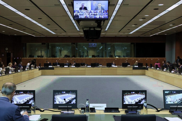 Ρήτρα διαφυγής ενέργειας: επενδύσεις ή άμεση στήριξη οικονομιών ρήτρα διαφυγής ενέργειας, Eurogroup, Κυριάκος Πιερρακάκης, ritra diafygis energeias, Eurogroup Greece