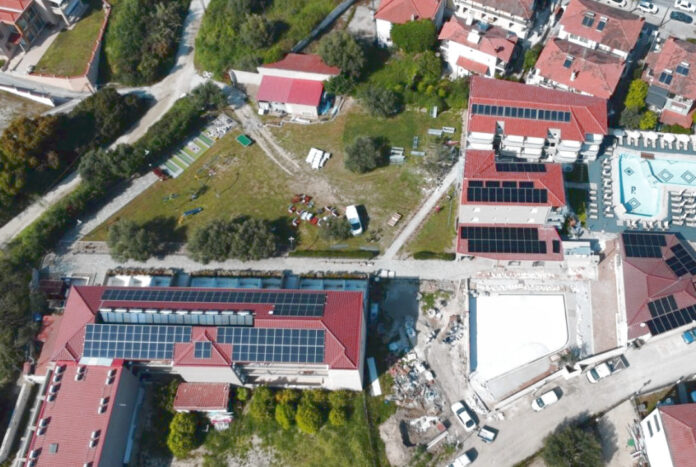 Greenvolt Next, GreenvoltNext, Royal Hotel and Suites, Royal Hotel, fotovoltaika, autaparagogi, Chalkidiki