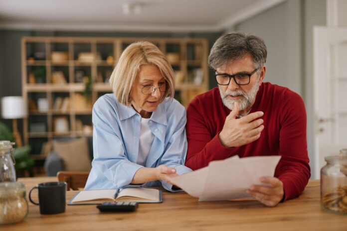 Οι Boomers δεν είναι το πρόβλημα της Ευρώπης – Η βολική θεωρία που κρύβει τις πραγματικές αιτίες της κρίσης Οι Boomers δεν είναι το πρόβλημα της Ευρώπης – Η βολική θεωρία που κρύβει τις πραγματικές αιτίες της κρίσης