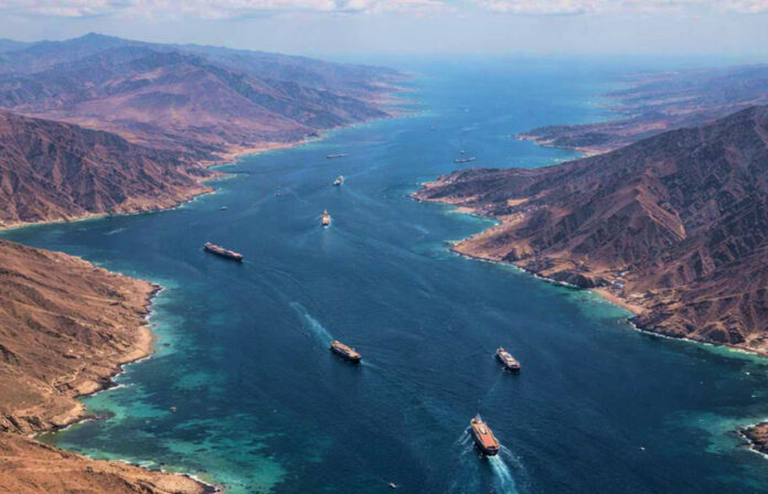 Ιράν OR Iran, Στενά του Ορμούζ OR Hormuz, πετρέλαιο OR petrelaio, δεξαμενόπλοια OR dexamenoploia, ΗΠΑ OR USA