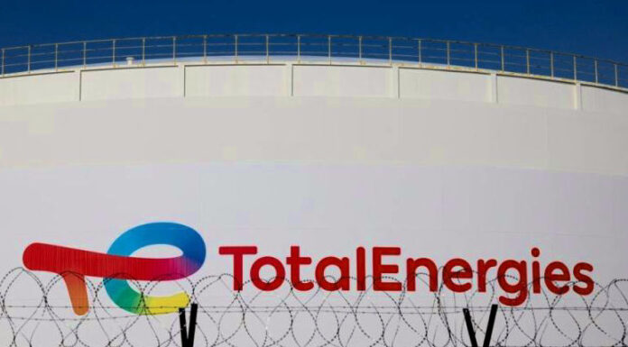 TotalEnergies βάζει σε προτεραιότητα αγωγούς εκτός Ορμούζ Στενά του Ορμούζ