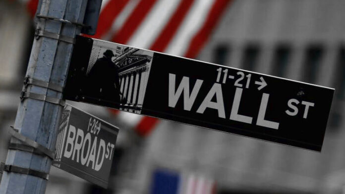 ΗΠΑ: Πτώση στη Wall Street καθώς πιέζεται ο τεχνολογικός κλάδος τεχνολογικός κλάδος