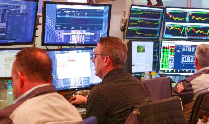 Wall Street OR Γουολ Στριτ, Dow Jones, Nasdaq, Zelensky OR Ζελένσκι, Putin OR Πούτιν, INNIO, Quantinuum