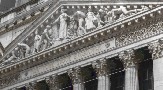 Wall Street ενισχύεται με αιχμή τις τεχνολογικές και εκεχειρία Wall Street OR Γουολ Στριτ, Nasdaq OR Νάσντακ, S&P 500, Iran OR Ιράν, Israel OR Ισραήλ