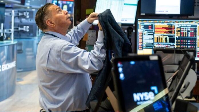 Wall Street σε νέα ιστορικά υψηλά με φόντο την ένταση με Ιράν Wall Street OR Γουολ Στριτ, Donald Trump OR Ντόναλντ Τραμπ, Microsoft, Marvell, Hewlett Packard Enterprise