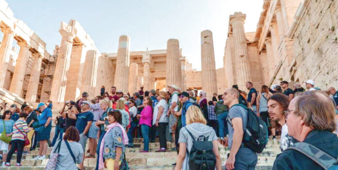 Κλιματικό ρίσκο και υπερτουρισμός: το stress test για την Αθήνα υπερτουρισμός Αθήνα