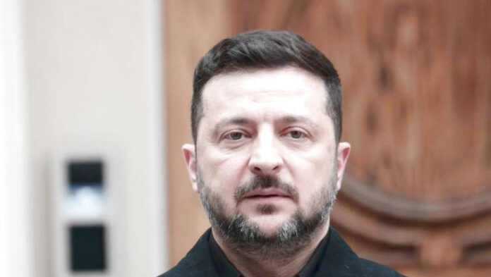 Ο Ζελένσκι ανακοινώνει πλήγματα σε ρωσικές πετρελαϊκές εγκαταστάσεις ουκρανικά πλήγματα