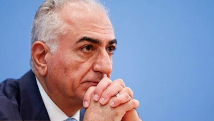 Ιράν: Εισαγγελία Τεχεράνης παραπέμπει εξόριστο πρίγκιπα Παχλαβί εξόριστος πρίγκιπας Παχλαβί