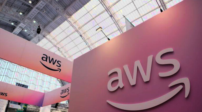 ΗΠΑ: Αποχωρεί κορυφαίο στέλεχος της AWS μετά από 19 χρόνια Amazon AWS