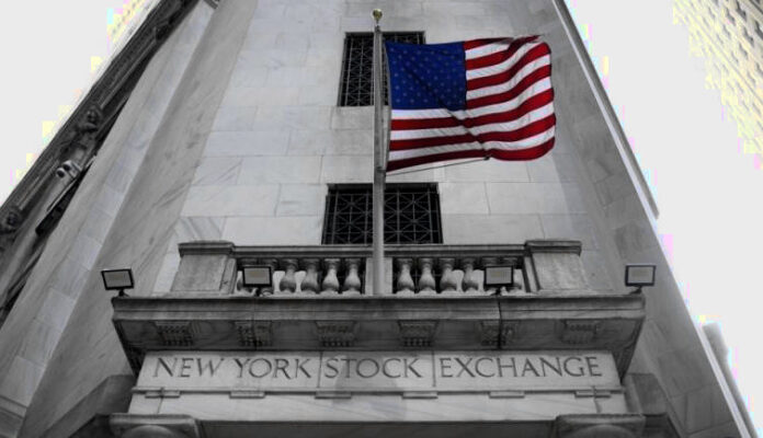 ΗΠΑ: Πτώση στη Wall Street μετά τα στοιχεία για την απασχόληση αμερικανική αγορά