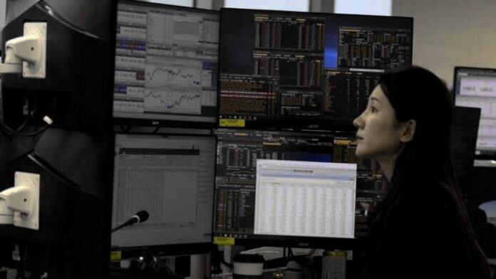 Ασία: Βουτιά στο Nikkei μετά τα πλήγματα στα Στενά του Ορμούζ ασιατικές αγορές
