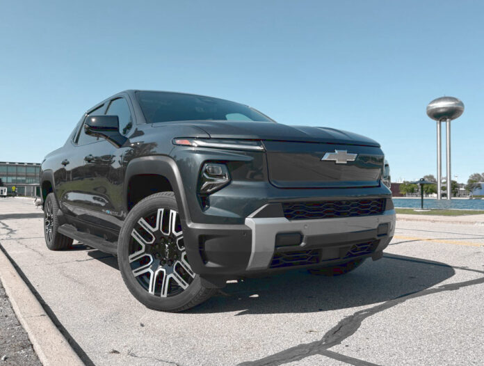 ΗΠΑ: Γιατί το ηλεκτρικό Chevy Silverado δεν κερδίζει τους οδηγούς Chevy Silverado EV