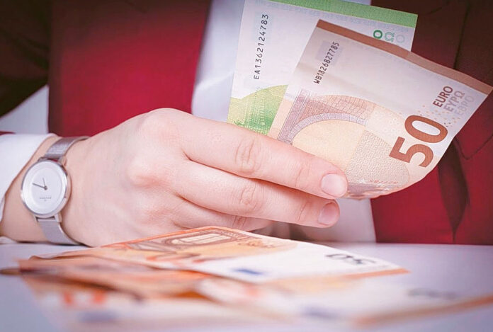 ΕΦΚΑ και ΔΥΠΑ καταβάλλουν 68,6 εκατ. ευρώ σε δικαιούχους ΕΦΚΑ ΔΥΠΑ πληρωμές